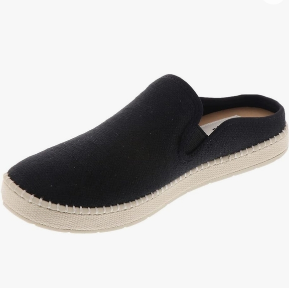 UGG Delu Slip-On - Picture 3 of 7